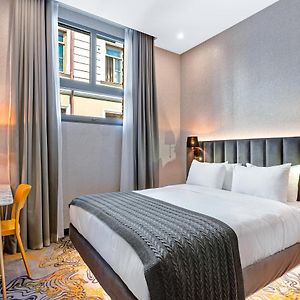 Budget Kamer met een King Size Bed